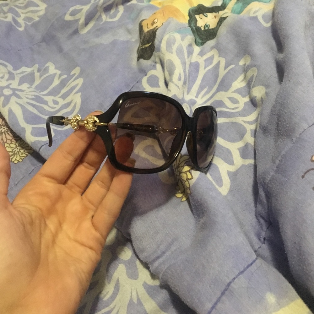 Gucci sunglasses