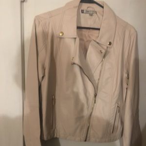 Jennifer Lopez cream leather jacket