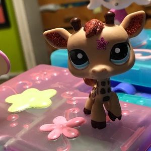 Giraffe littlest pet shop