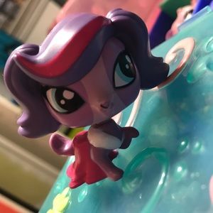 Littlest pet shop poodle