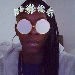 Meet your Posher, Toya