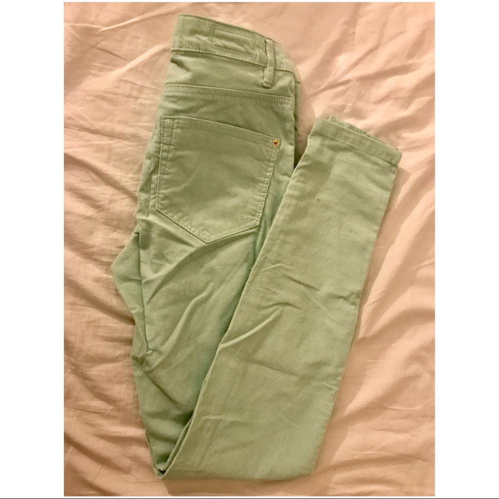 H&M mint colored corduroy skinny pants sz 2