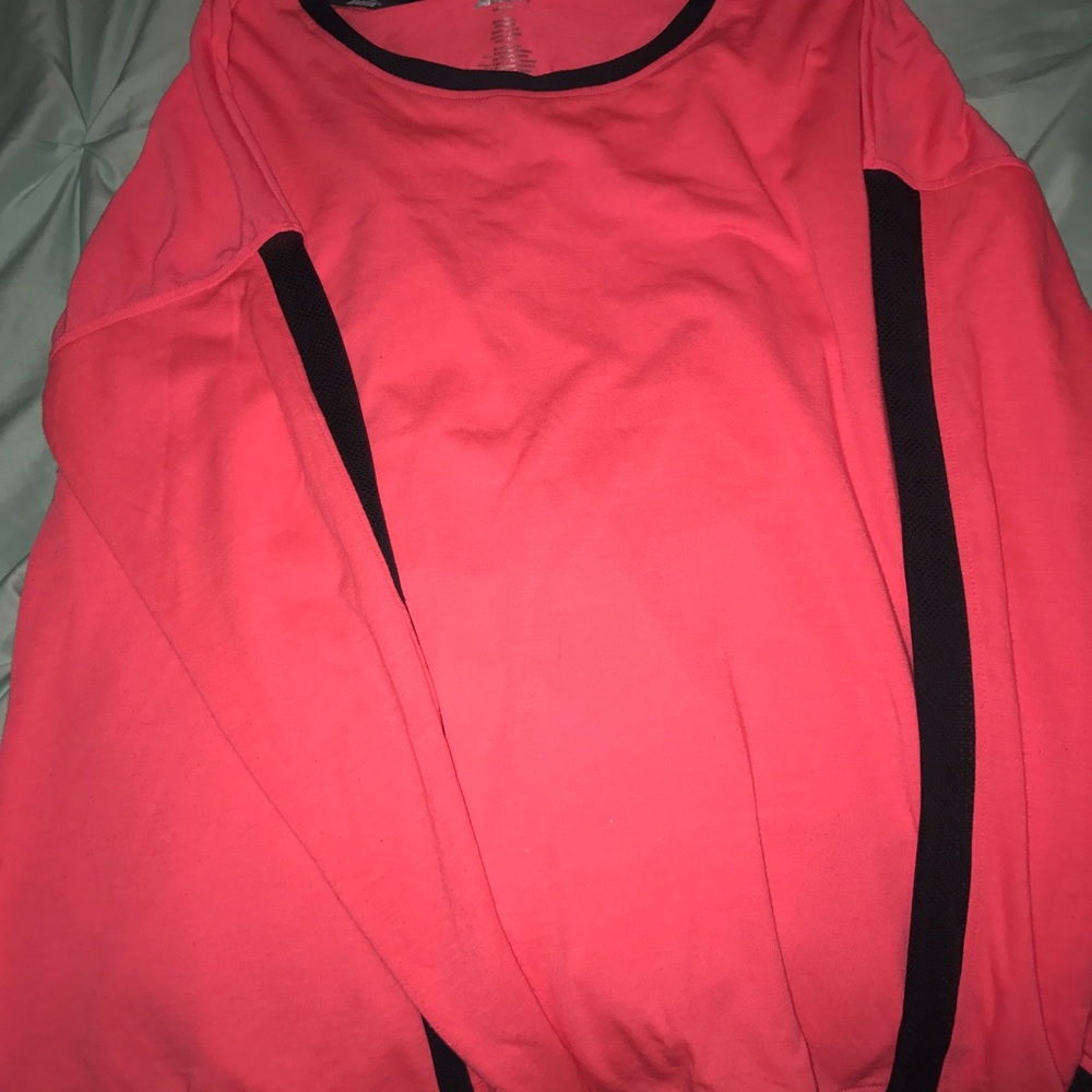 AVIA Long-sleeve Tee