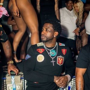 Meet your Posher, Youssef