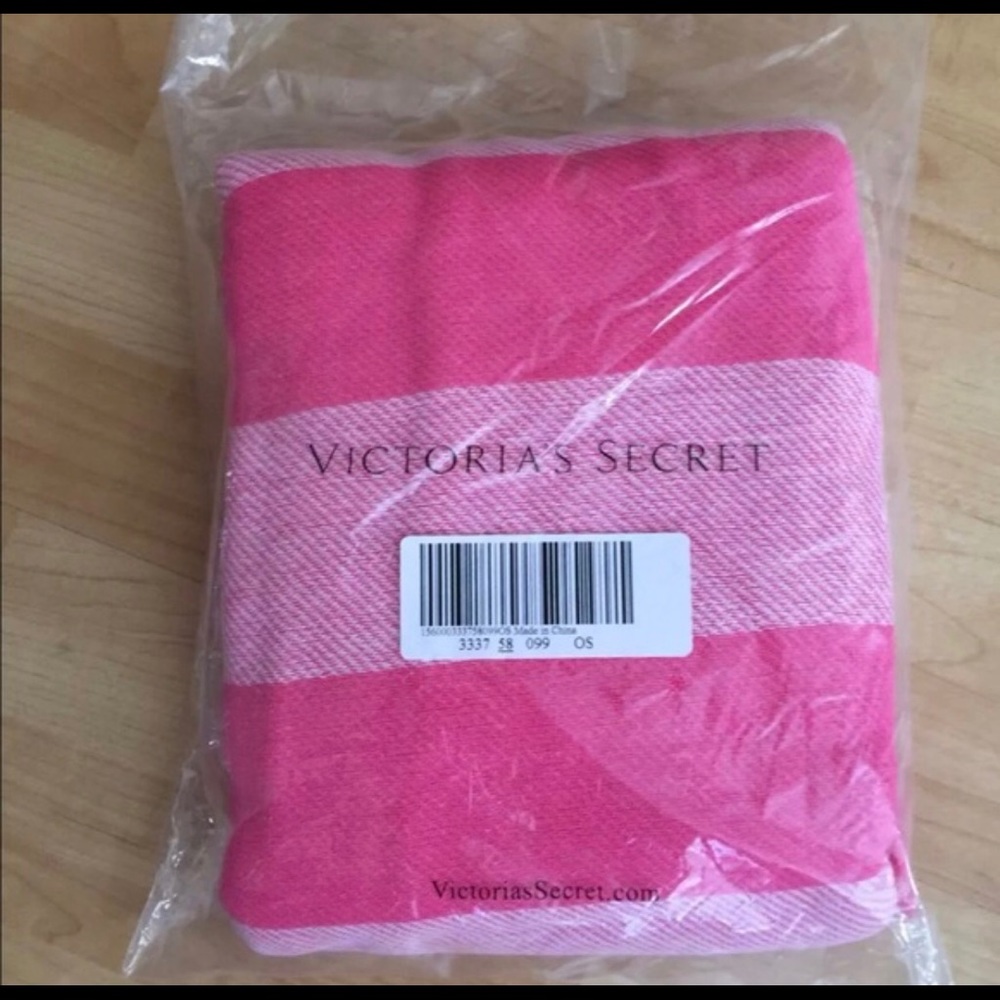 NWT Victoria Secret beach blanket.
