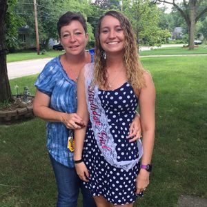 Meet your Posher, Laura