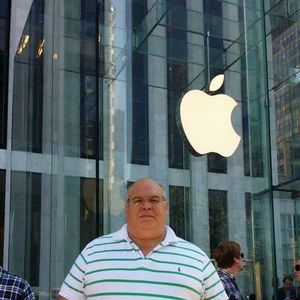 Meet your Posher, Raffaele