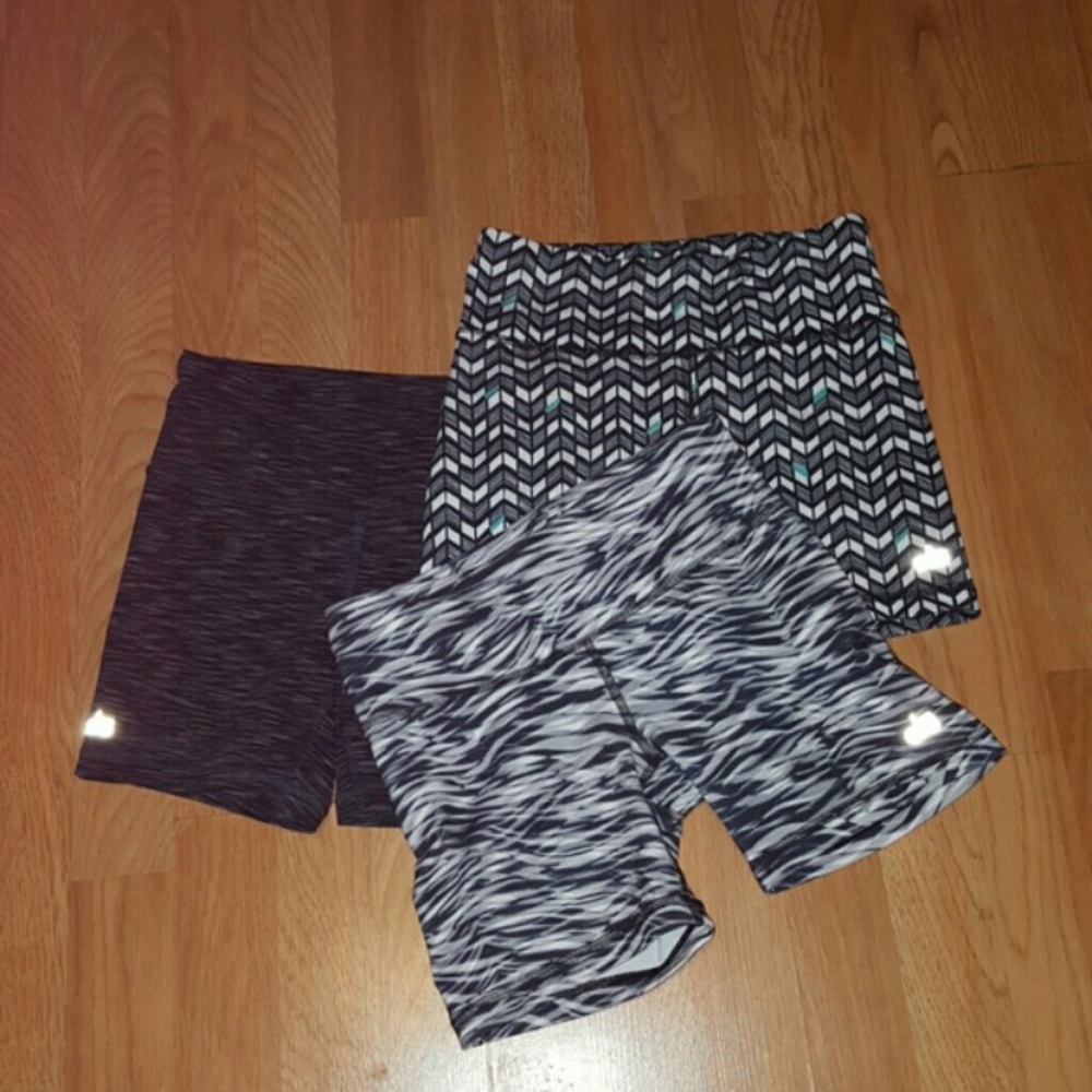 Alo XS shorts bundle
