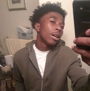 Meet your Posher, Dwayne