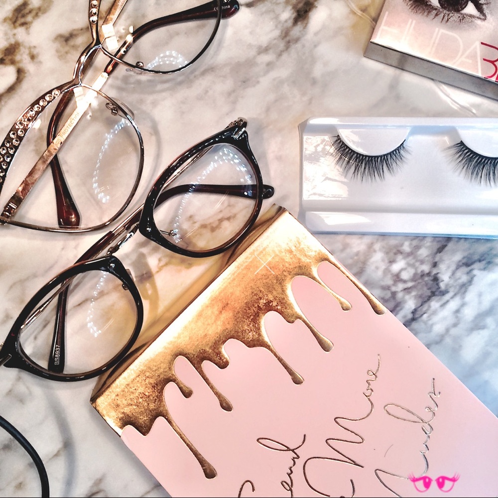 Flatlay Fun!