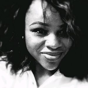 Meet your Posher, Kwenisha