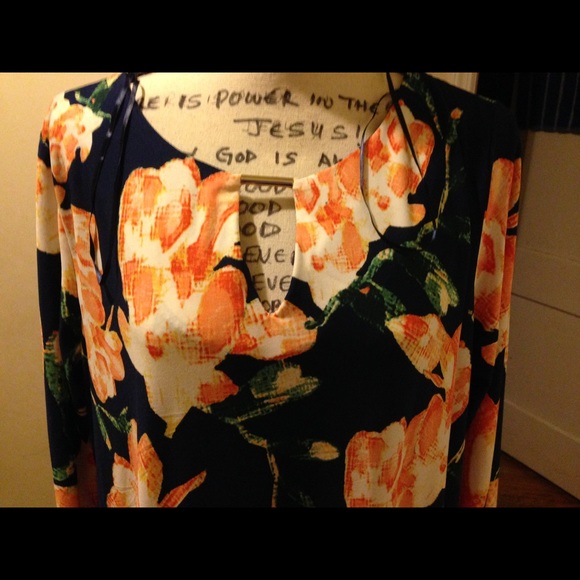 NWT Haani Woman Multicolored Dress; Long Sleeve$60 - Picture 8 of 8