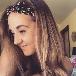 Meet your Posher, Makenzie