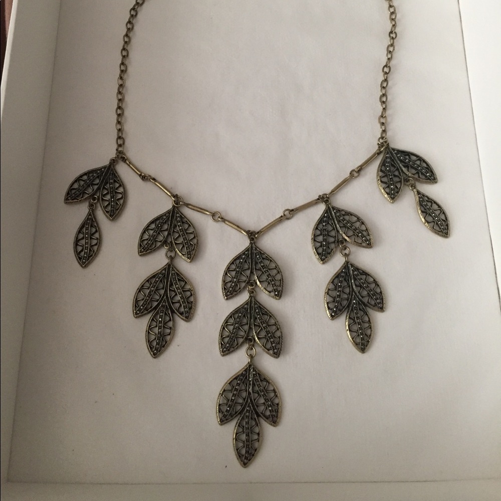 Delicate Leaf Statement Necklace - image 1