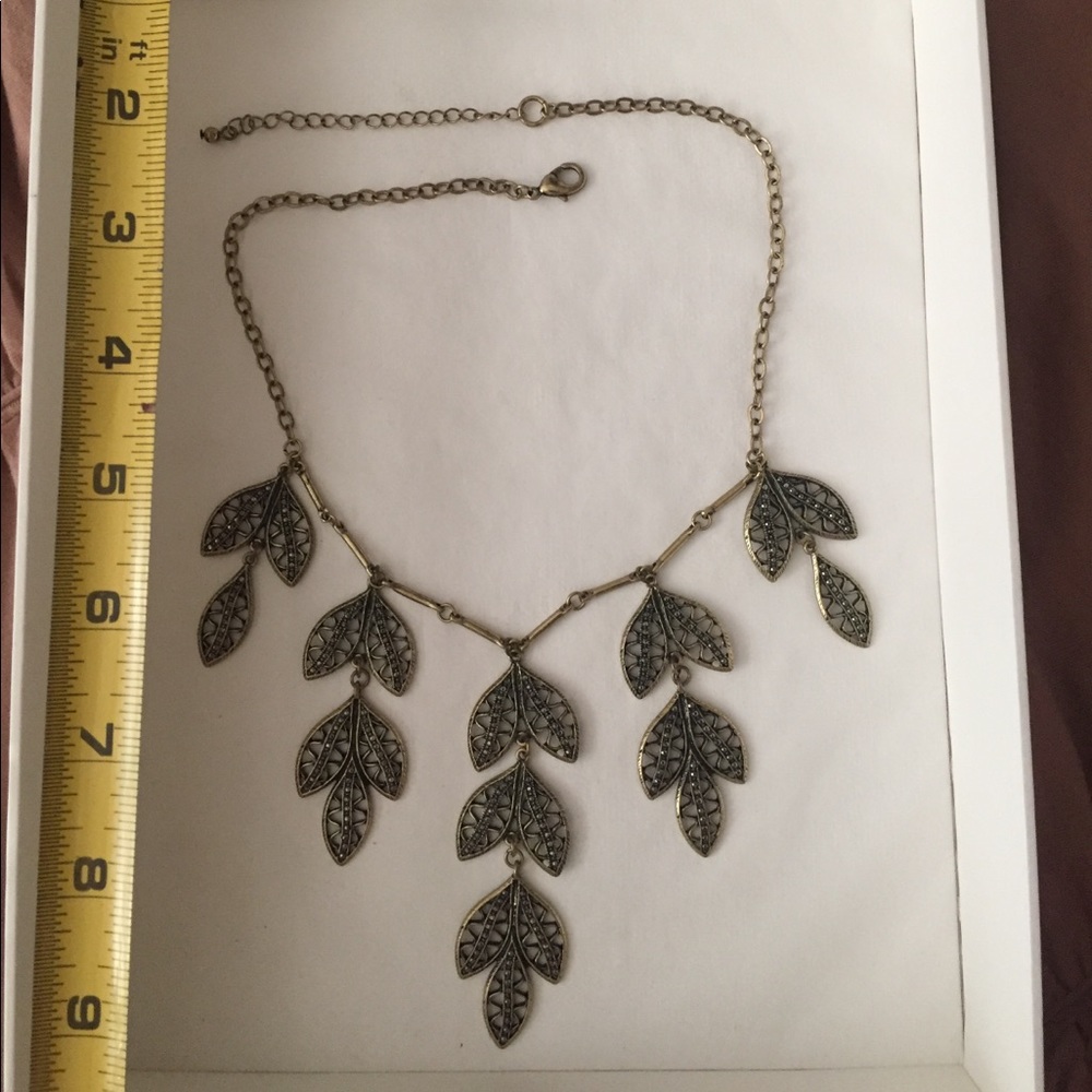 Delicate Leaf Statement Necklace - image 3