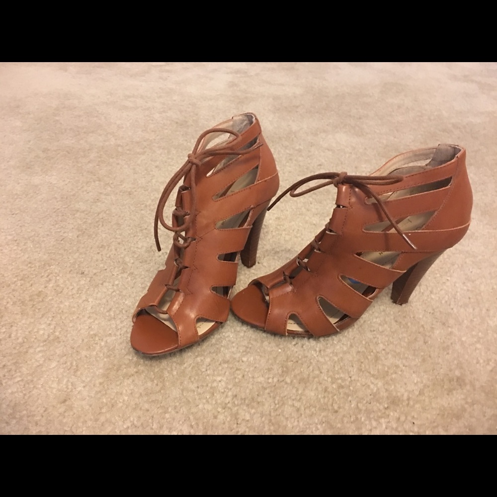 BCBG heels