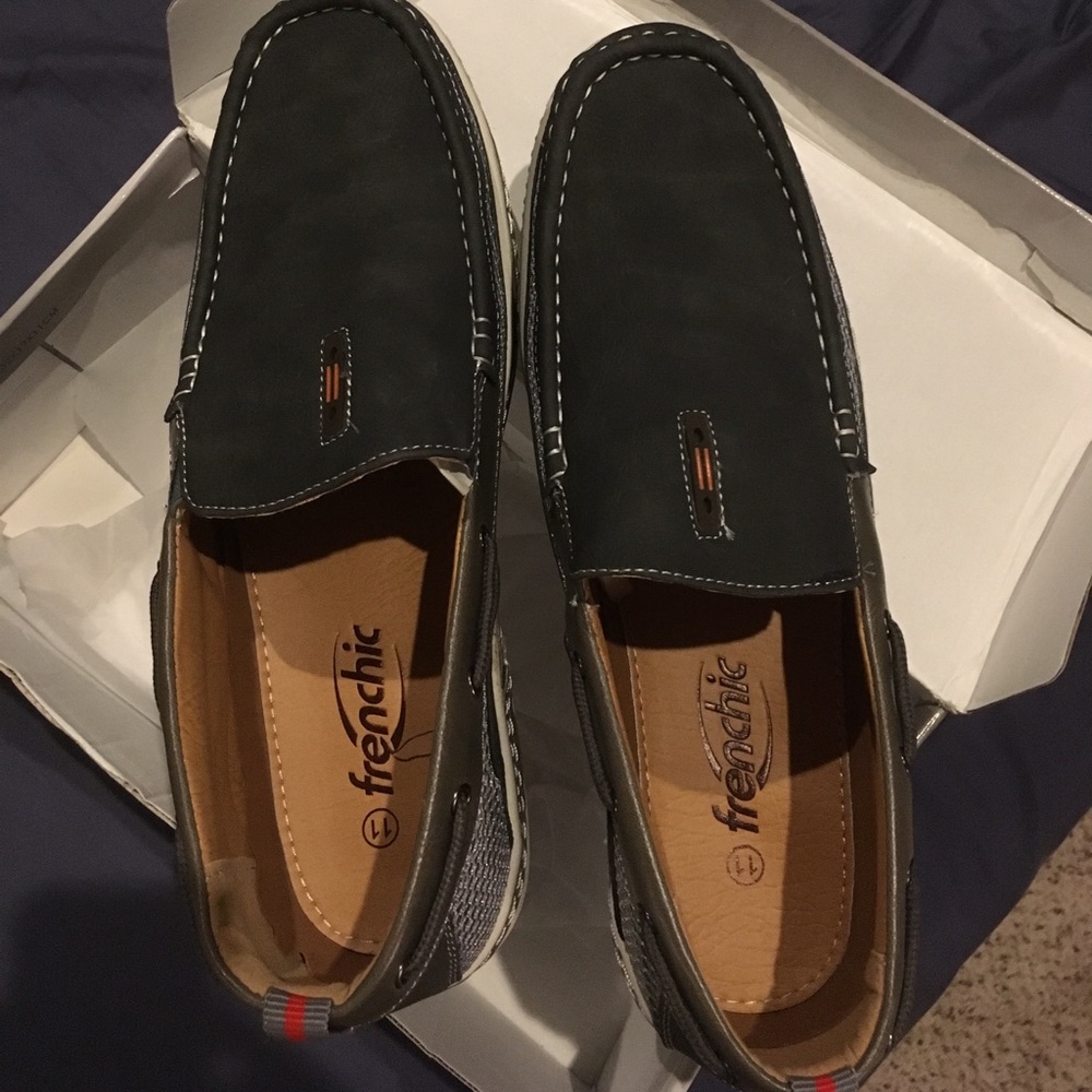 Brand new frenchic size 11 grey boat shoes