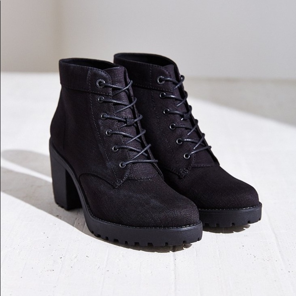 Vagabond Grace lace-up boots from Urban Outfitters
