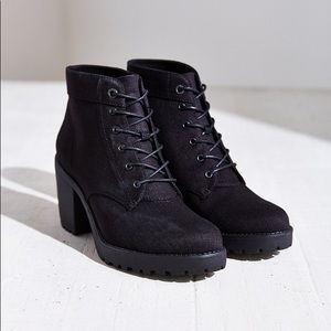 Vagabond Grace lace-up boots from Urban Outfitters