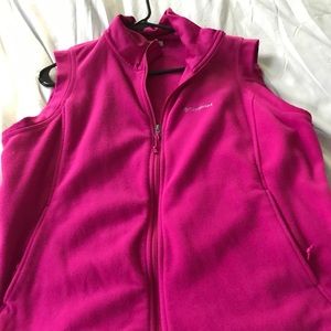 NWOT fuschia Columbia brand vest. Never worn!