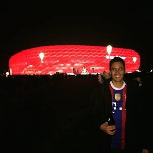 Meet your Posher, Sebastian