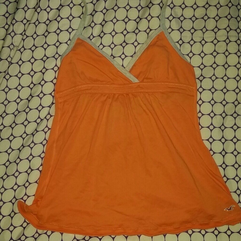 Hollister tank