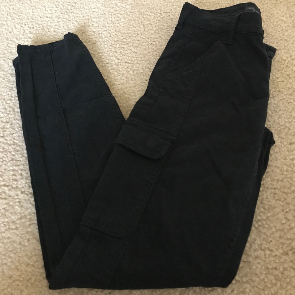 💰Black jeggings. 3/$20