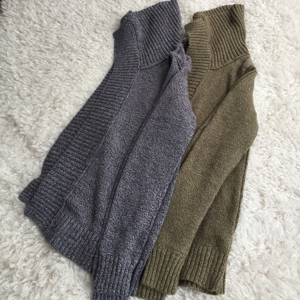 😊3/$15🔥Lot of 2 Old Navy Sweaters XS