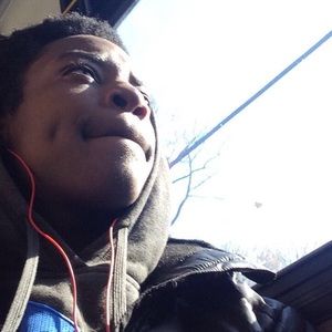 Meet your Posher, Devonte