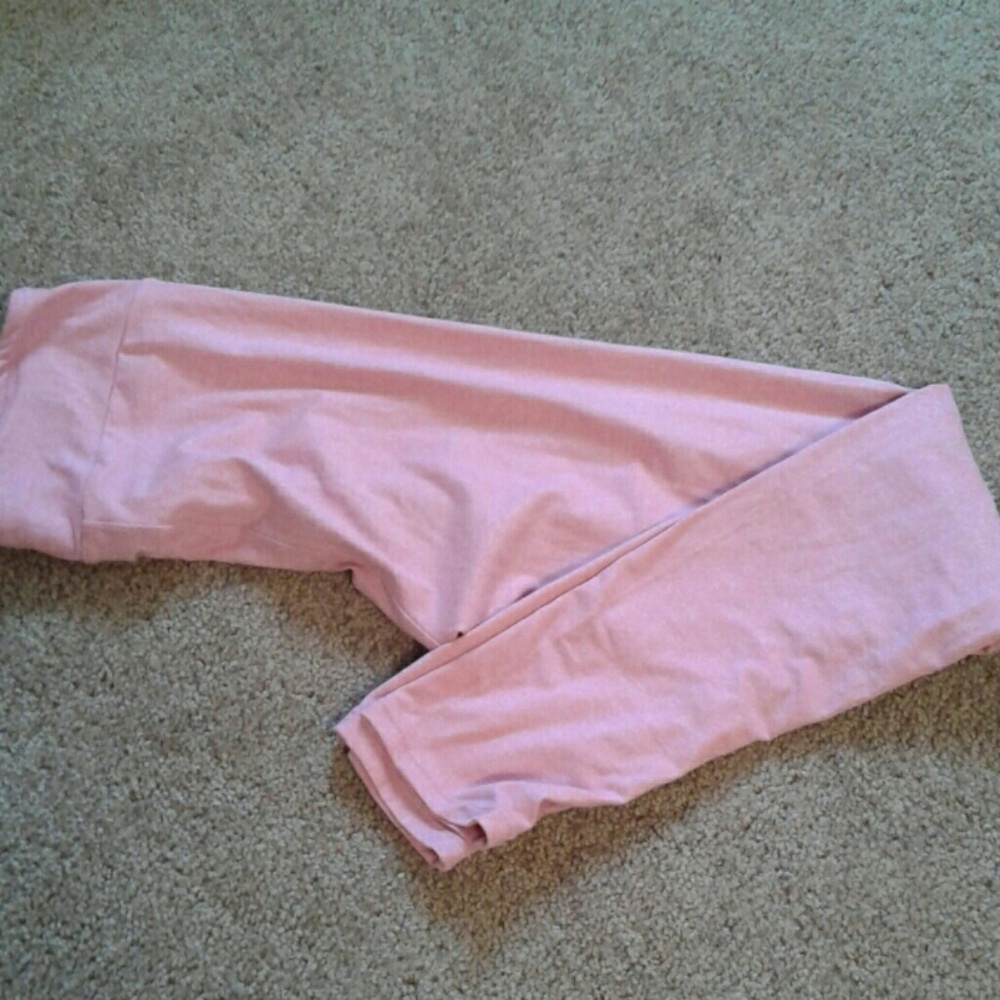 Never worn new leggings one size