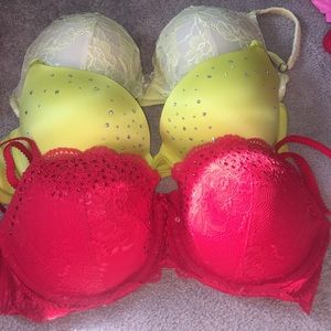 3 Victoria secret bra bundle