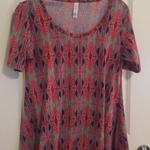 EUC XS Lularoe Perfect Tee