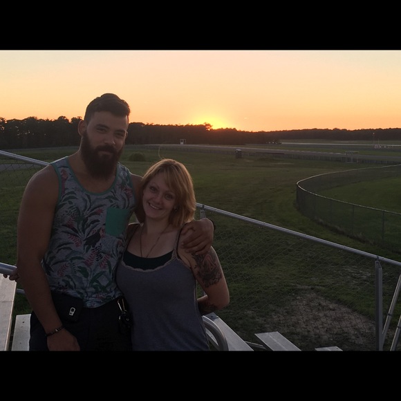 Meet your Posher, Christina - Picture 2 of 3