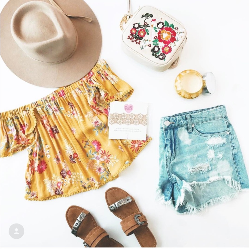NWT Floral Off The Shoulder Top