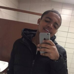 Meet your Posher, Wayne