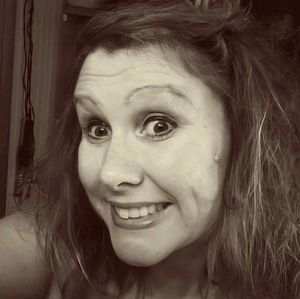 Meet your Posher, Missy