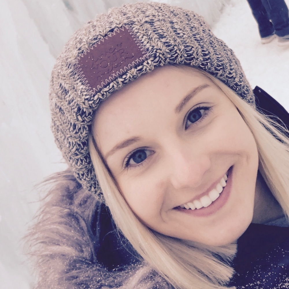 Meet your Posher, Nicole