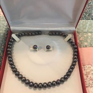 🆕Man-made pearl and earring set🎄