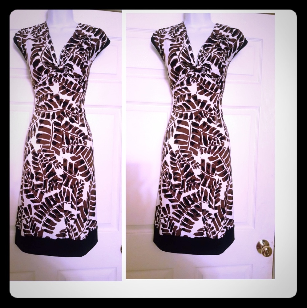 Brown&whie tribal print jersey knit fit&flare dres