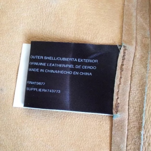 Womans Medium genuine leather fringe jacket early 2000’s - Picture 5 of 6