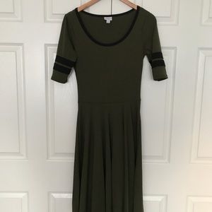 Nicole Dress Size Small