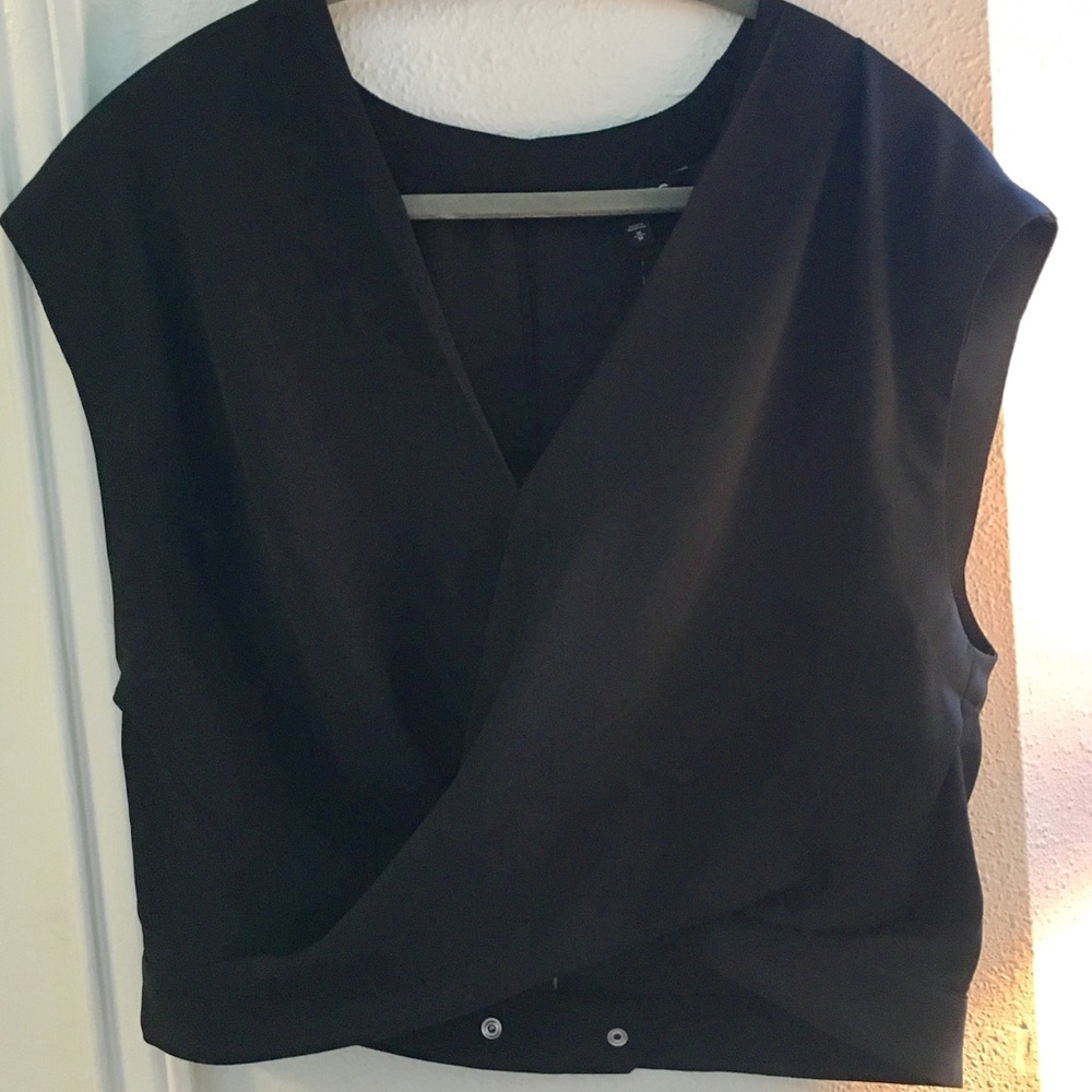 NWT Express Crop Top - Medium
