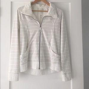 Lululemon zipped sweatshirt