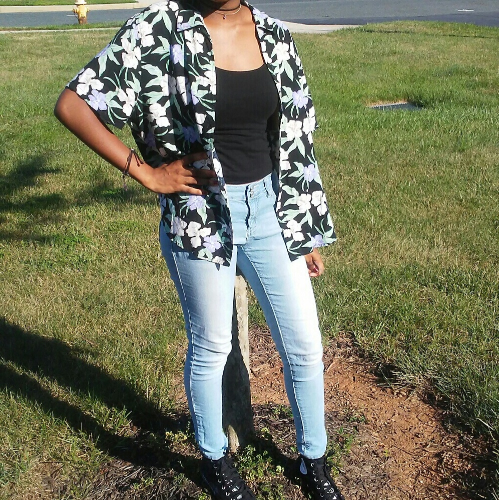 Floral vintage button up shirt