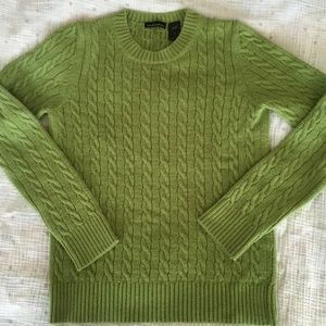 Classic green cable knit crew neck sweater