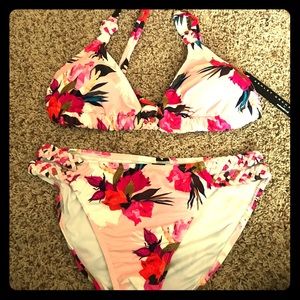 Ashley Graham brand new 2 piece bathing suit!