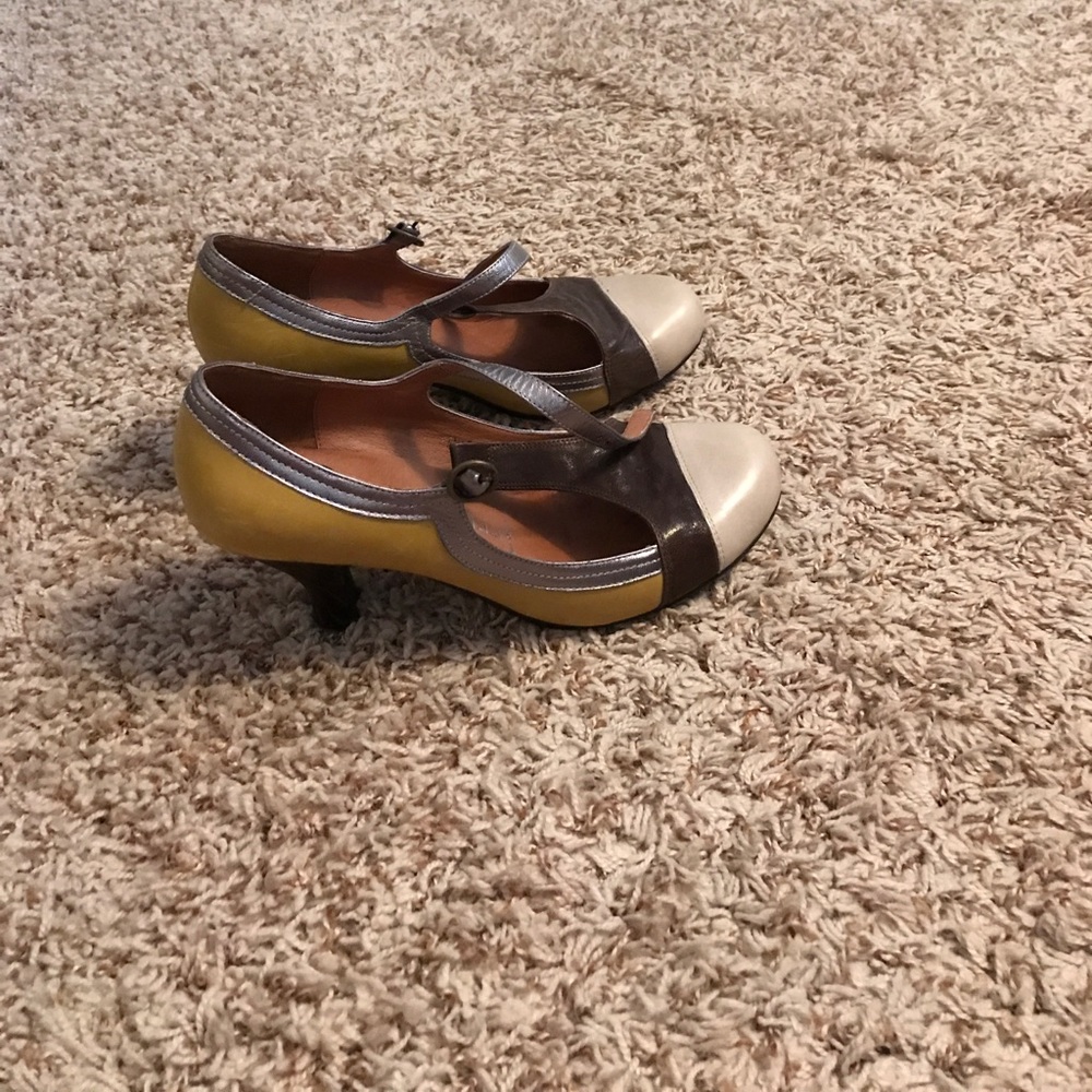 Shoes