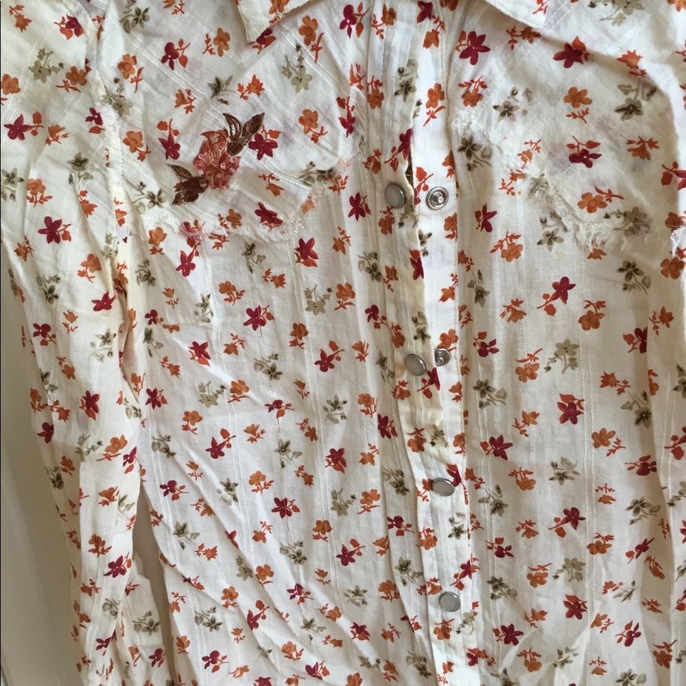 Shirt - Picture 3 of 3
