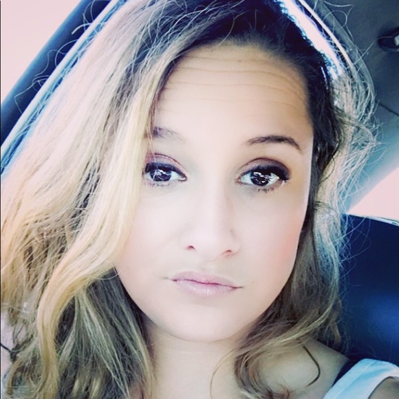 Meet your Posher, Hattie - Picture 5 of 5