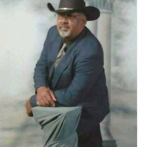 Meet your Posher, Randall